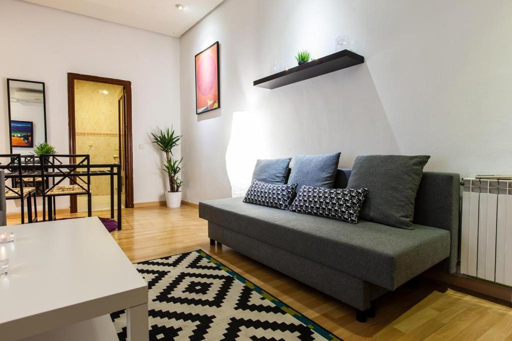 Las Letras I Madrid Ngoại thất bức ảnh